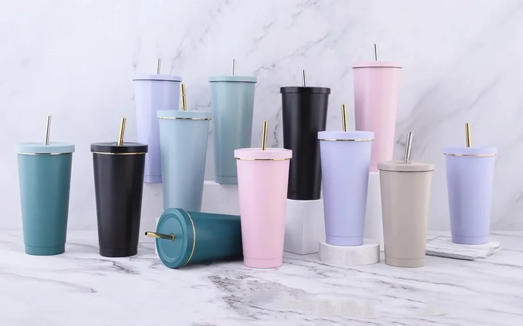 Large capacity coffee tumbler with lid and straw
