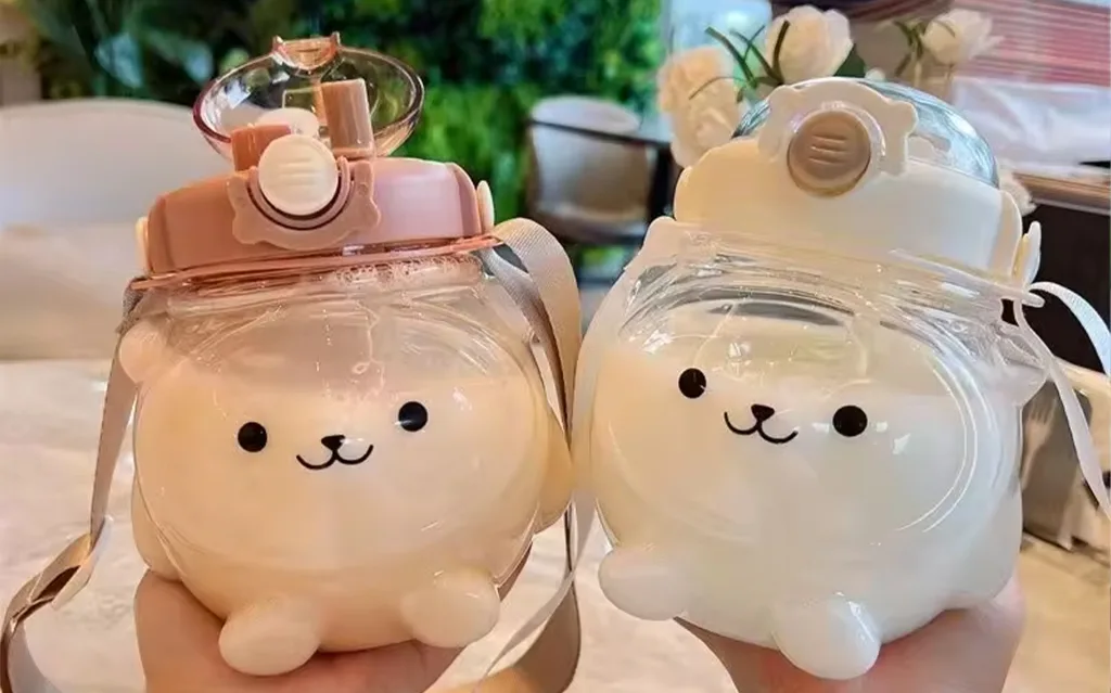 Plastic tumbler 1000ml with leakproof lid